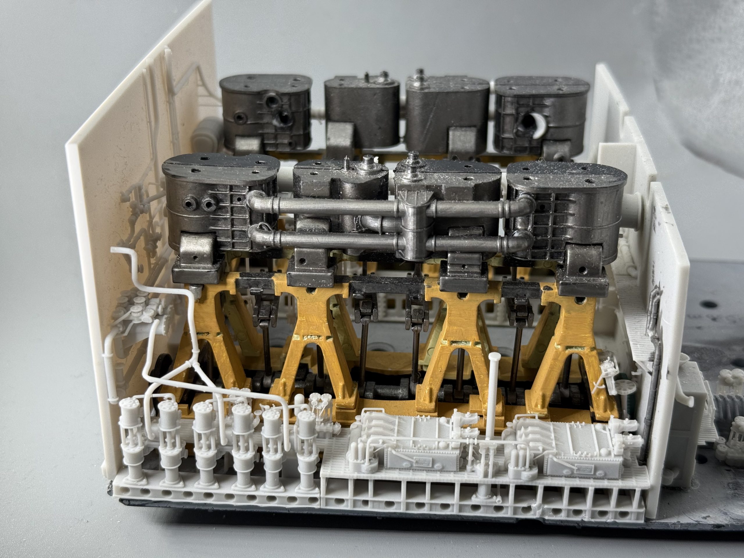 Main engine pumps - Image 2