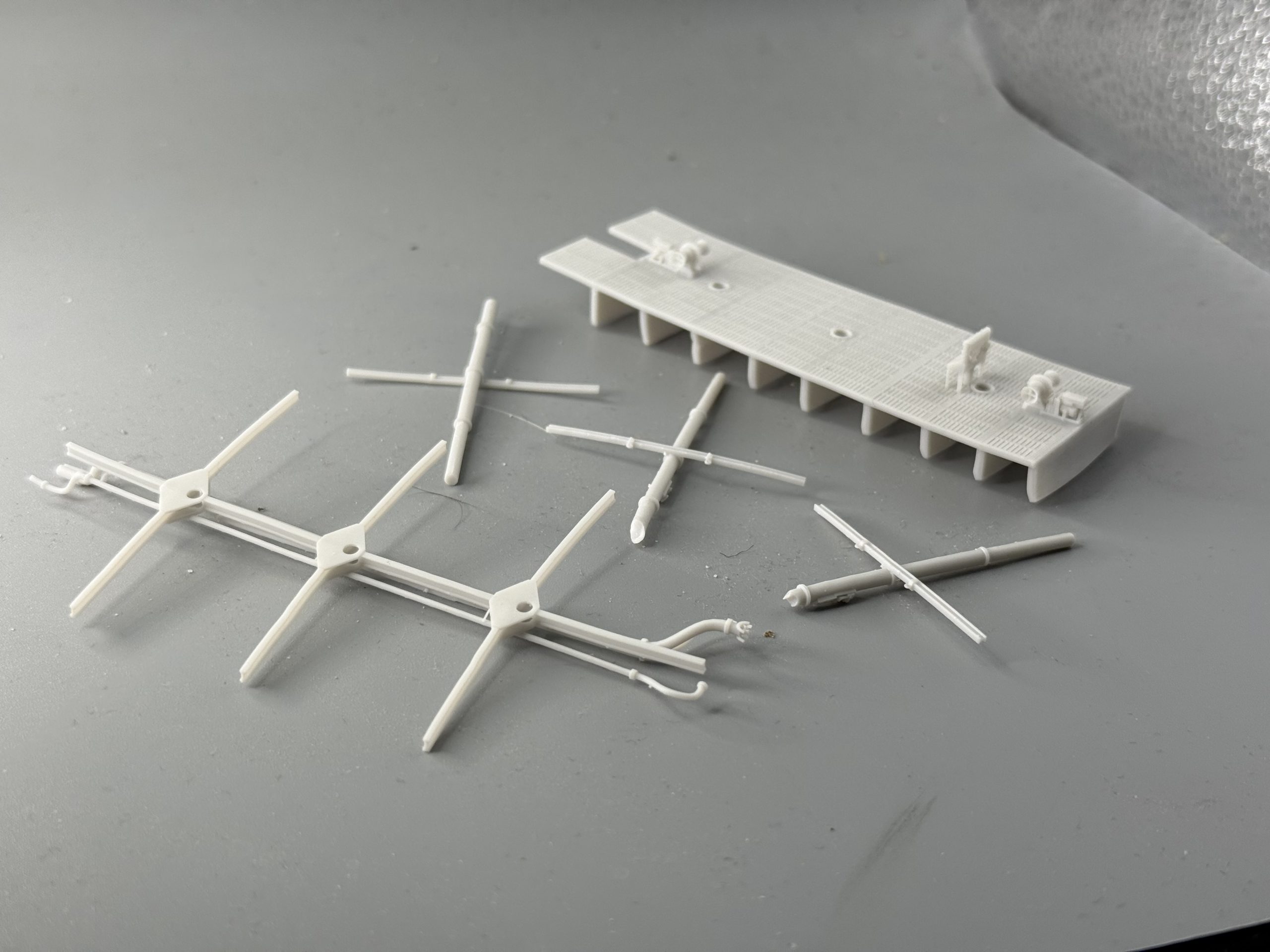 Center walkway - Image 2