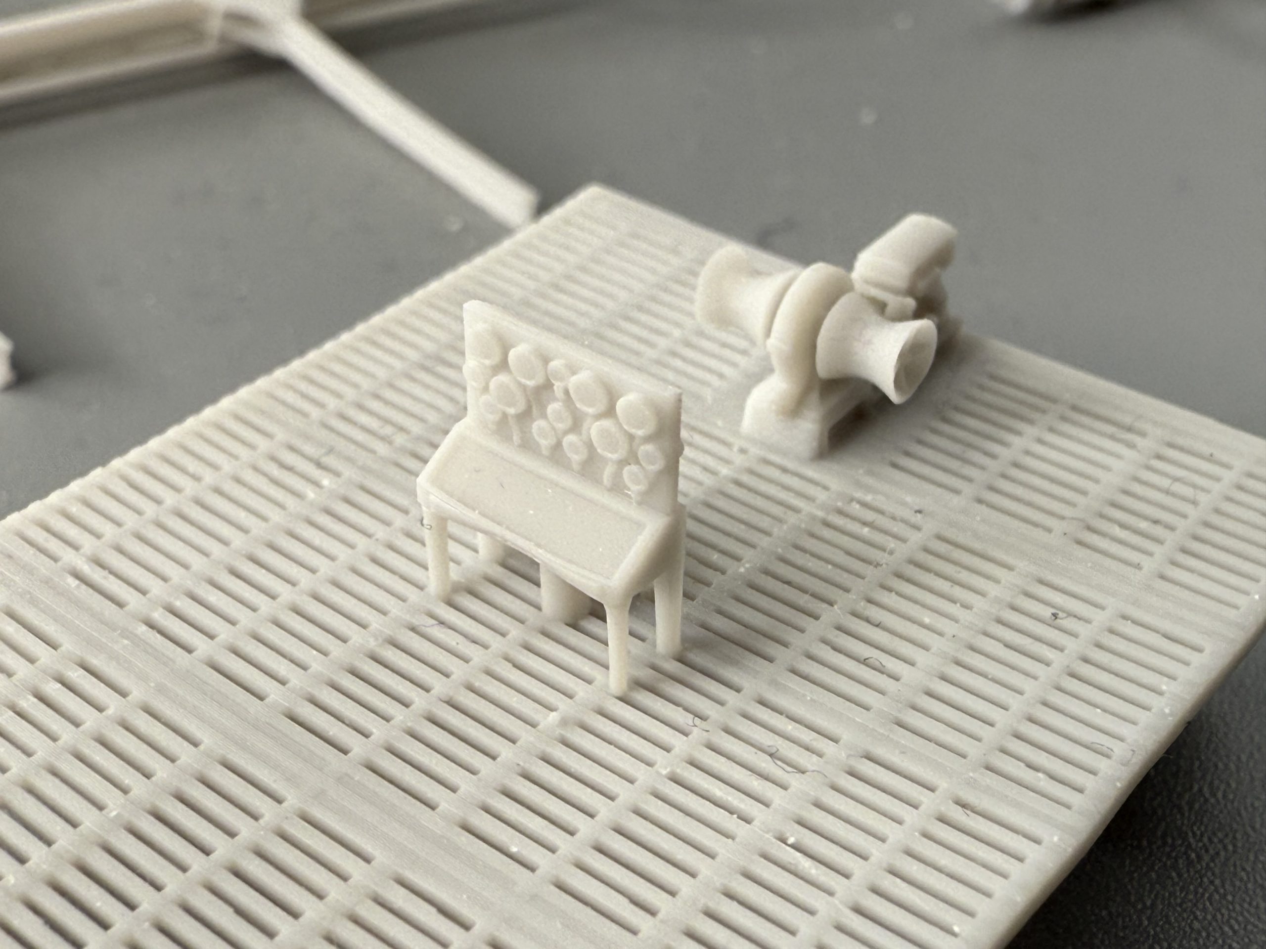 Center walkway - Image 4